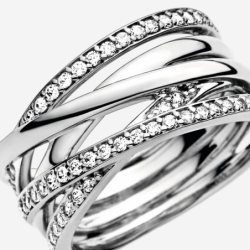 Bague lignes brillantes et scintillantes