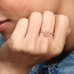 Bague Solitaire Couronne Scintillante Rose